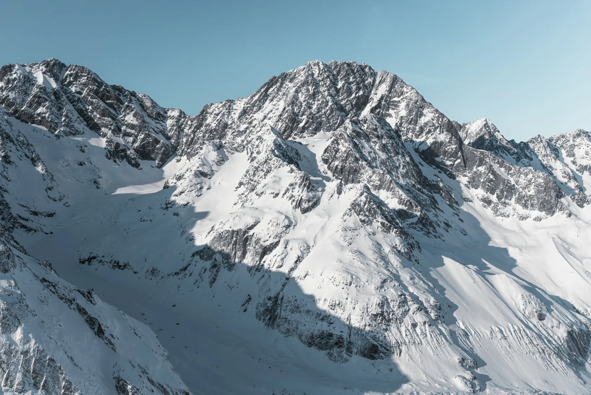 Snow-covered peaks in Mount Cook National Park