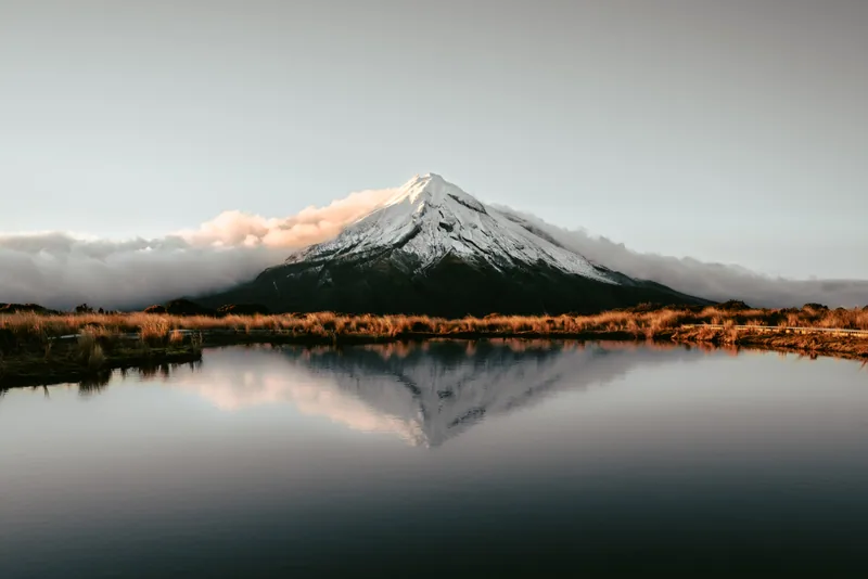 Mount Taranaki, Pouakai Circuit Reflective Tarn, Taranaki, NZ